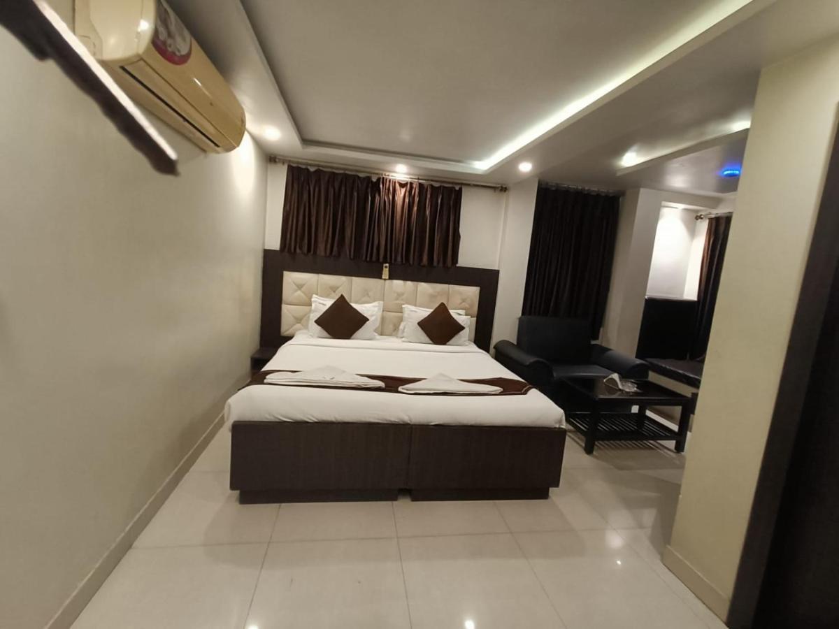 Sheldon Hotel Kolkata Luaran gambar