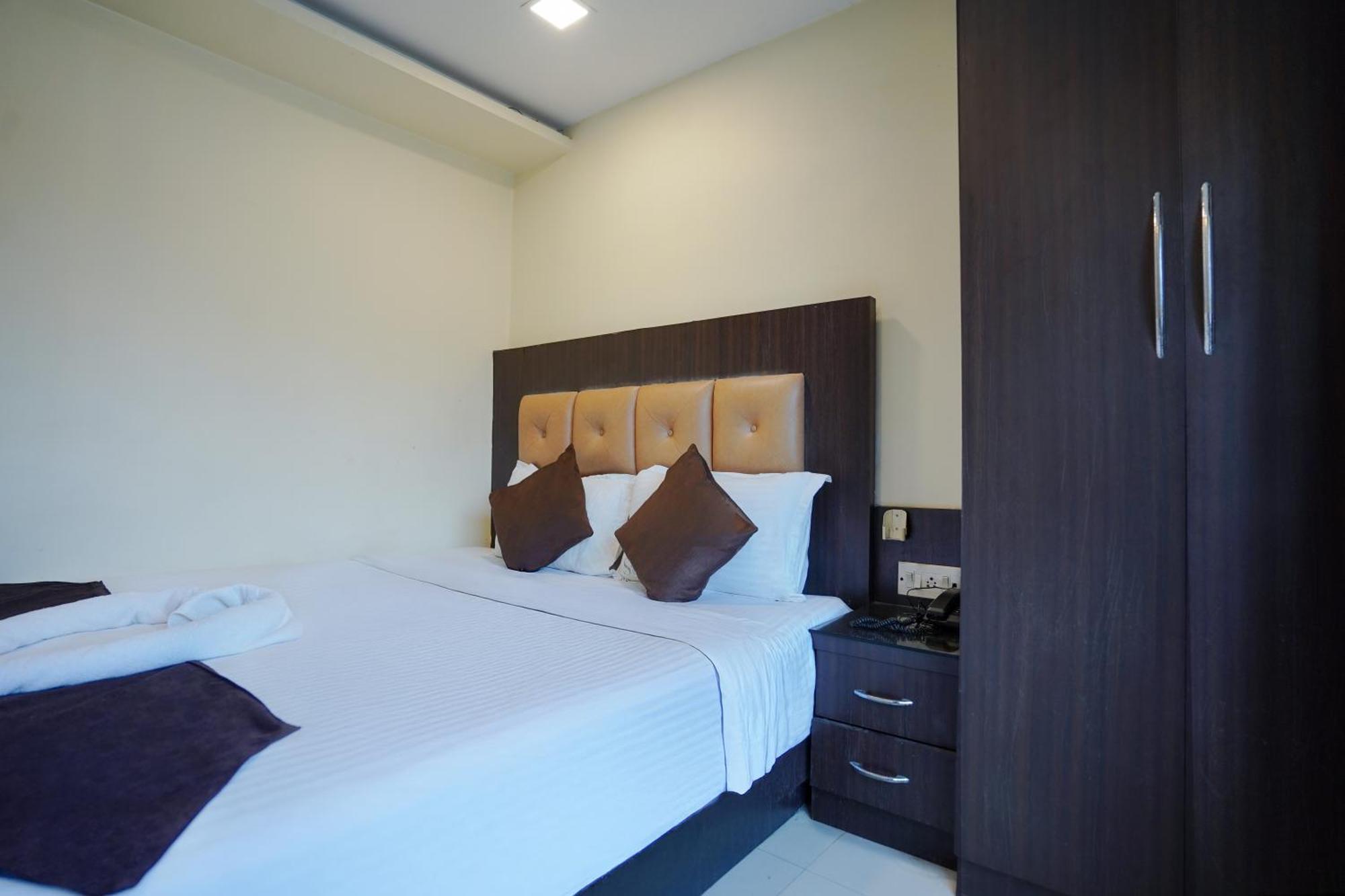 Sheldon Hotel Kolkata Luaran gambar